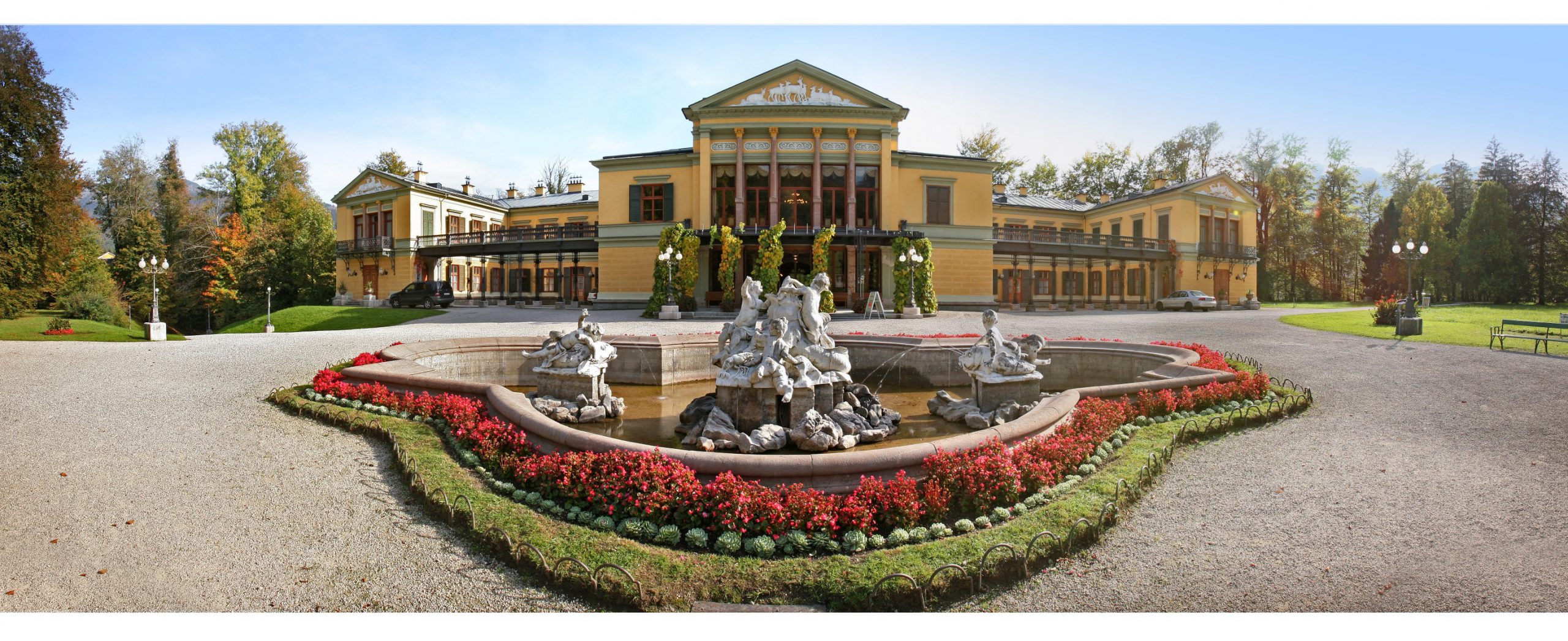 Cyclists will be thrilled - the Kaiservilla invites you to be amazed