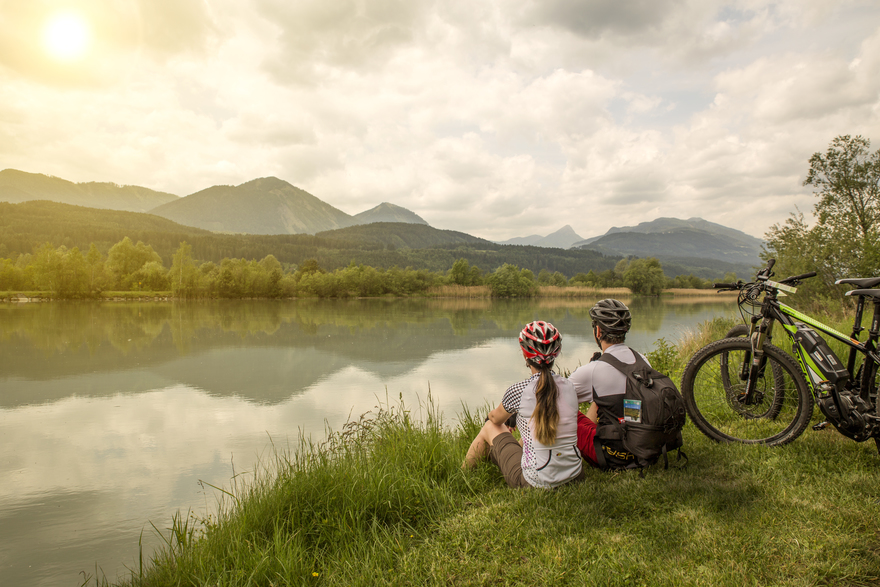 Découvrez les beautés naturelles de la plus grande rivière de Carinthie sur la piste cyclable de Drau