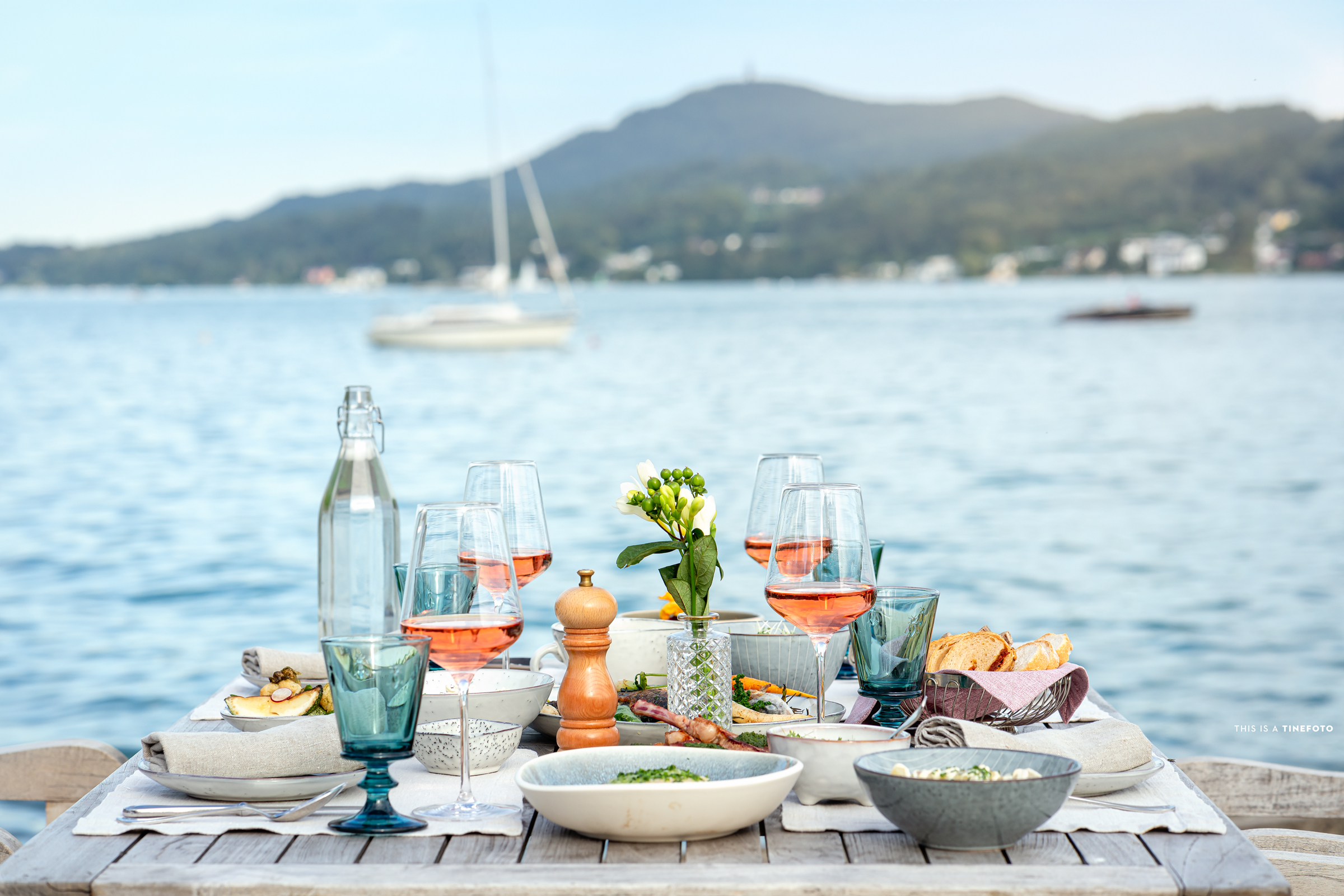 Dîner au bord du lac