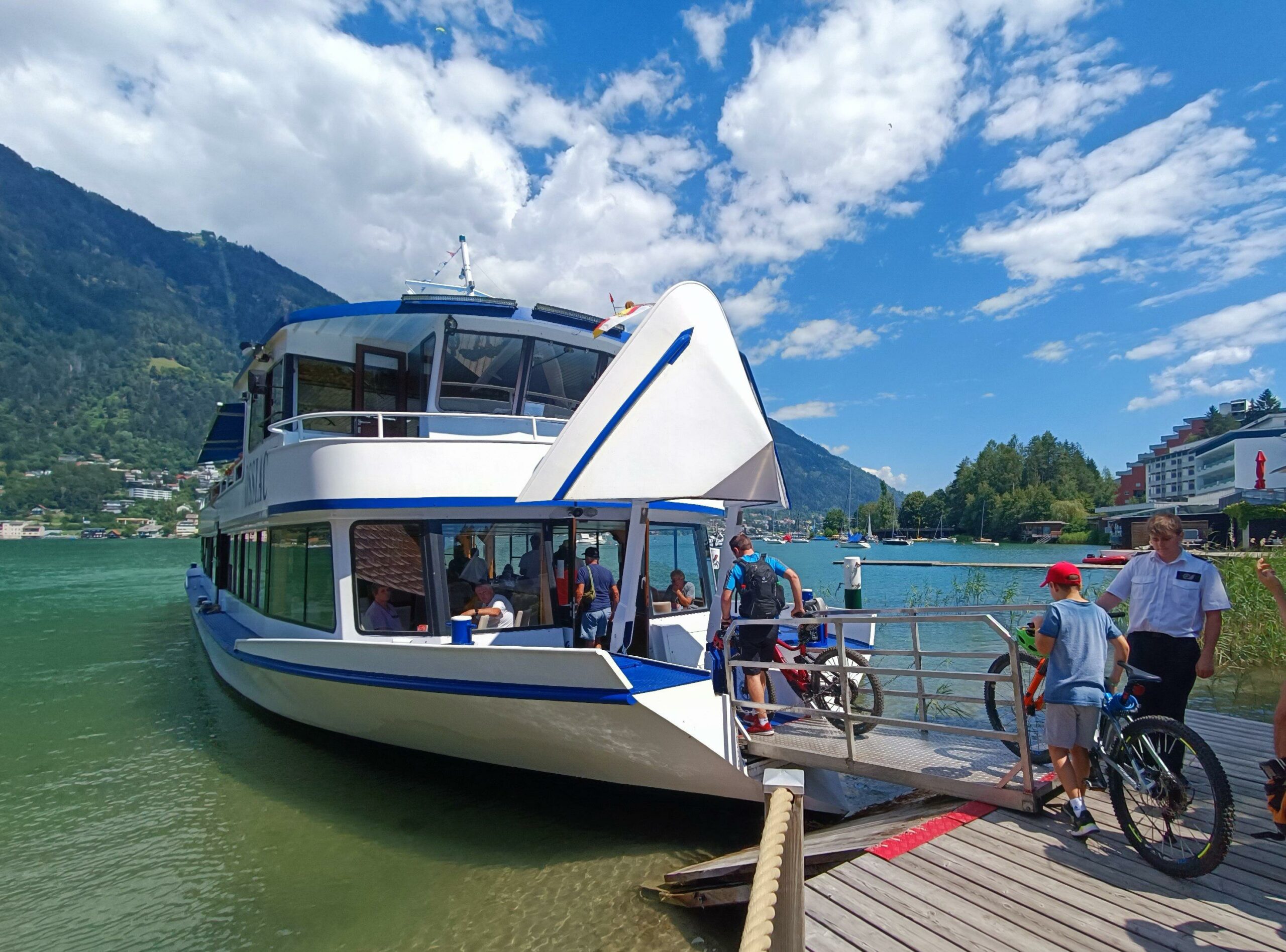 Izlet z ladjo Ossiacher See (c) Kolesarske ture po Koroški