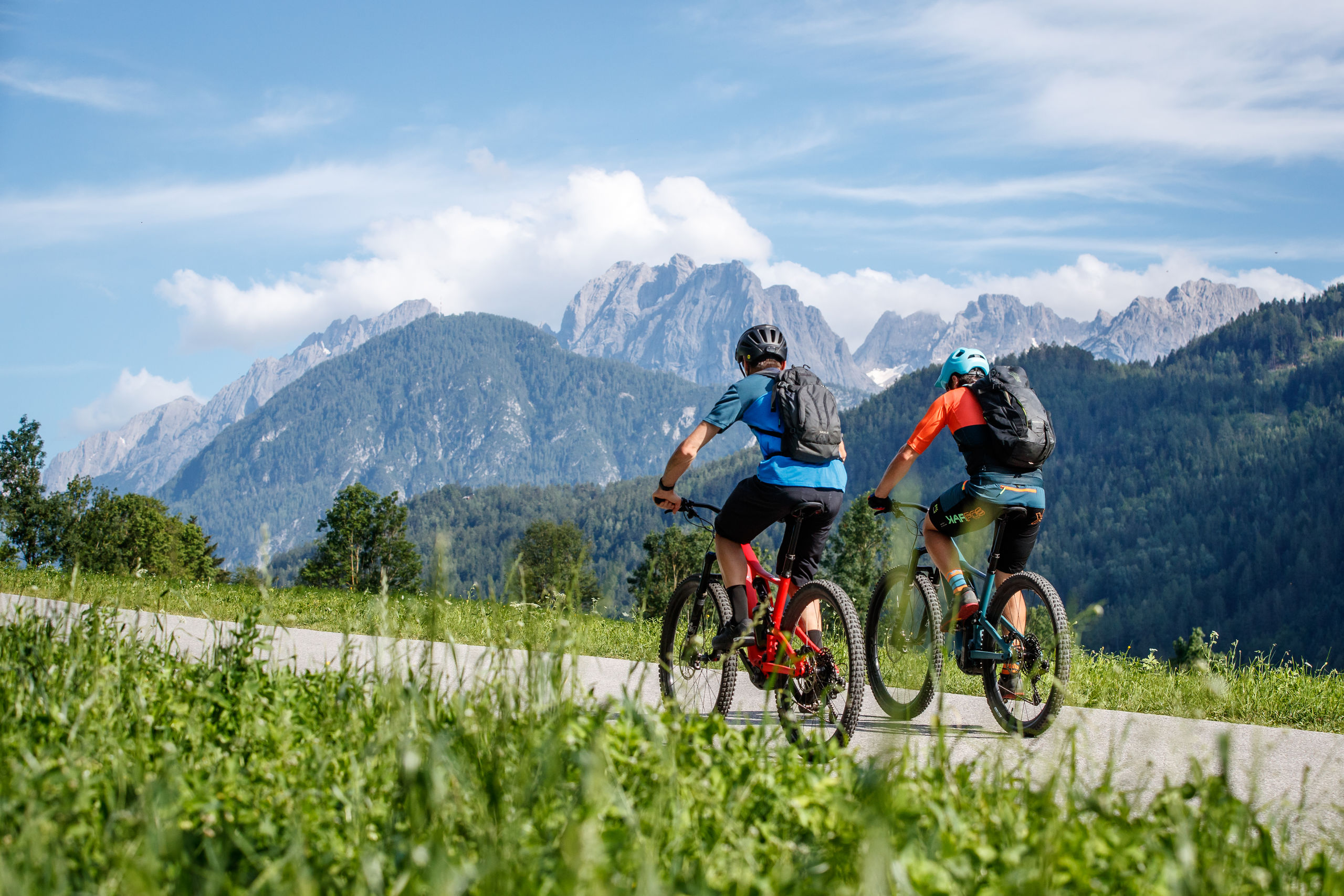 Fiets naar Lienz onder begeleiding van het panorama van de Dolomieten