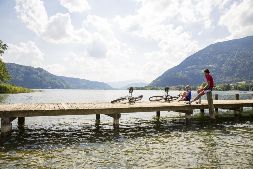 A cycling holiday with bathing fun - Lake Ossiach invites you to take a break