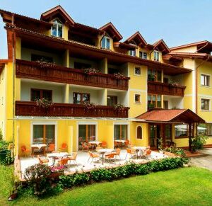 Üdvözöljük a Seelach am Klopeiner See (c) Strandpension Waldperle oldalán