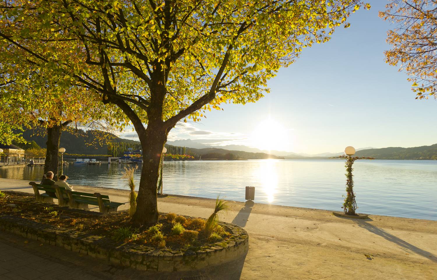 Autumn at Lake Woerthersee © Franz Gerdl